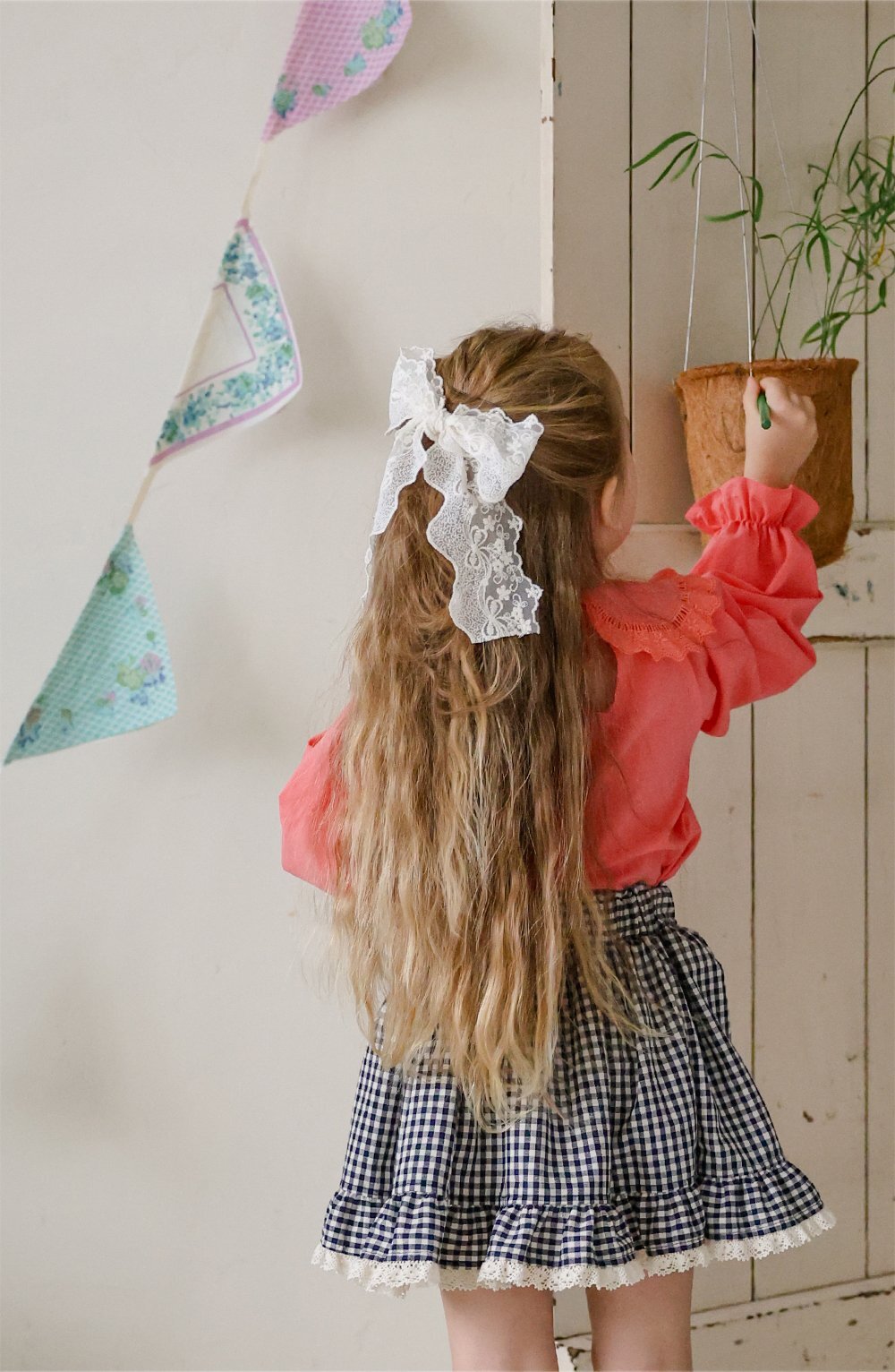 _HDEVb7.6JG4DGAlrM9_11