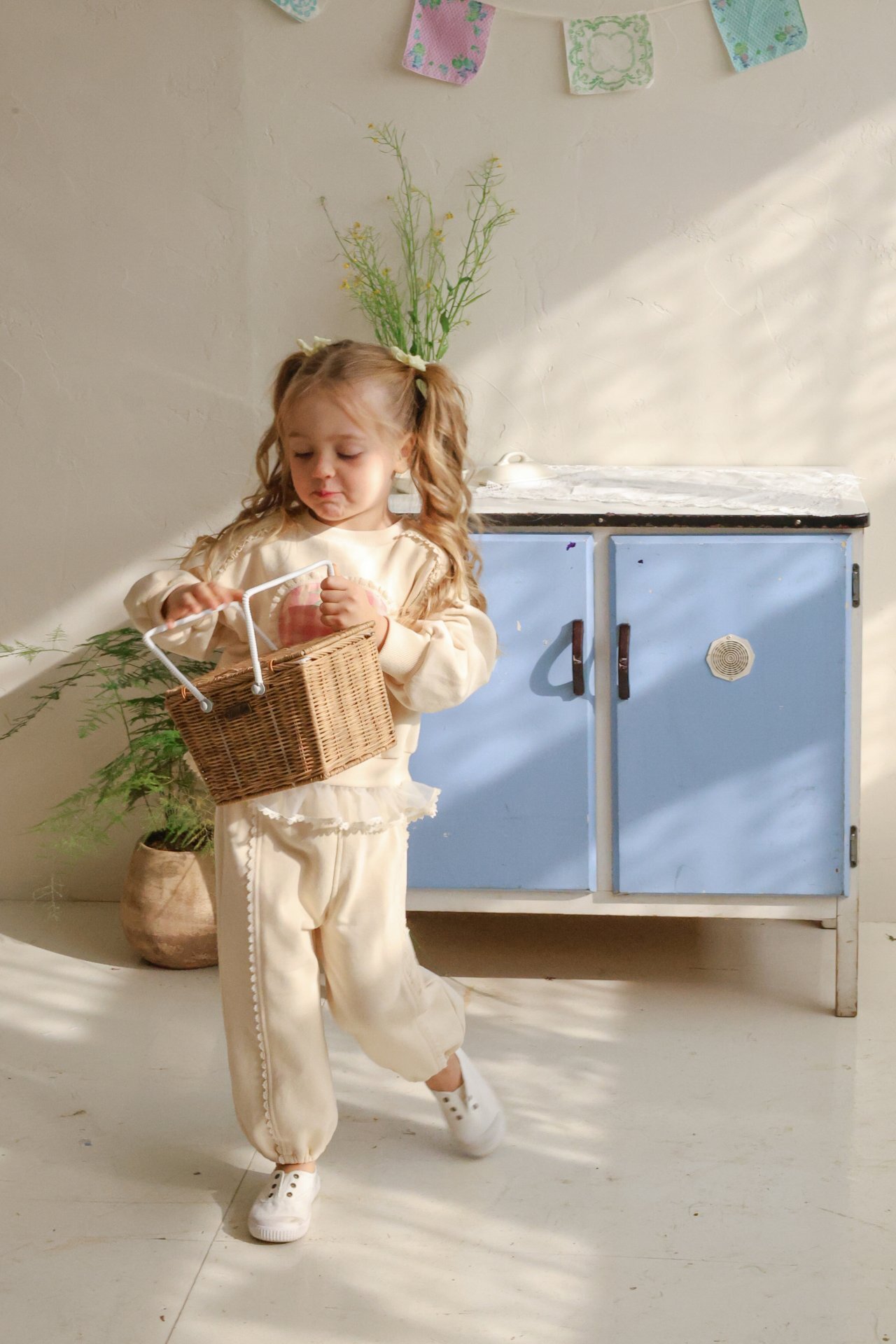 _HDEVb7.8NXBl4TKrM9_6