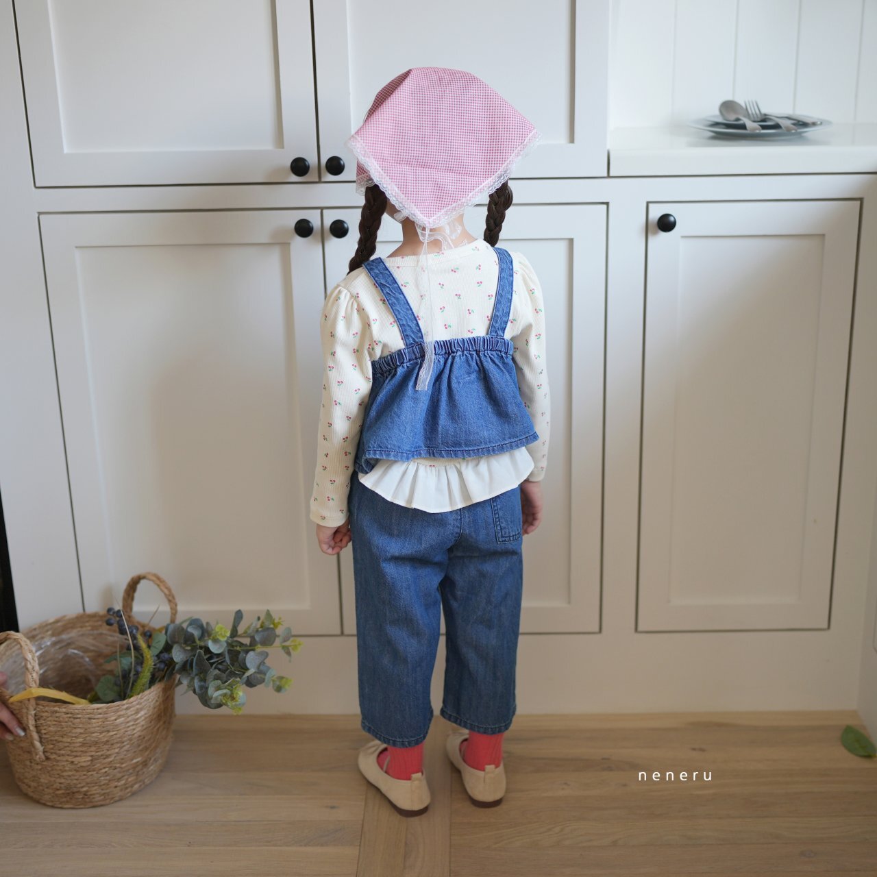 _iZKOW0.4D52UpwYuM9_4