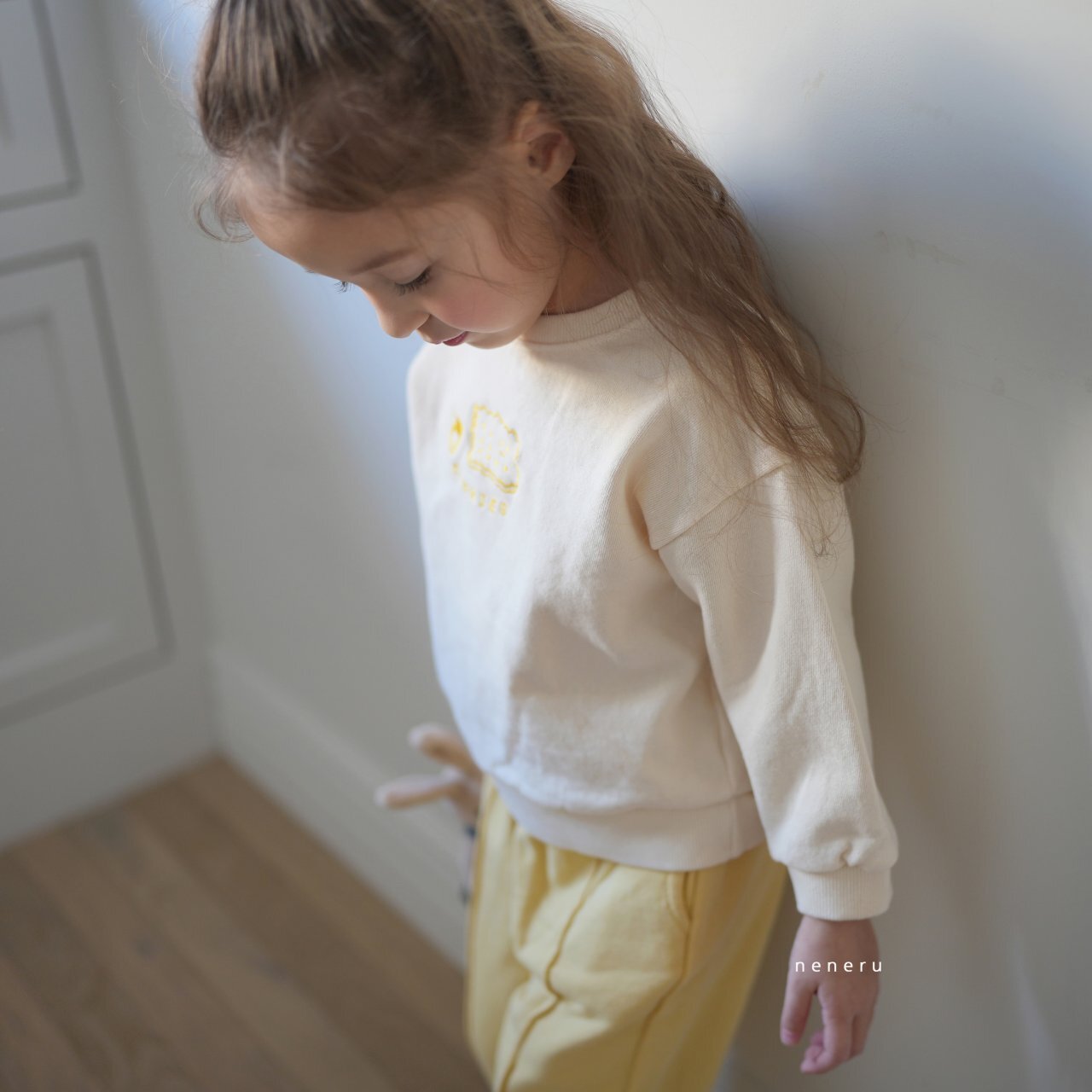 _iZKOW0.7NVGvgL6VM9_4