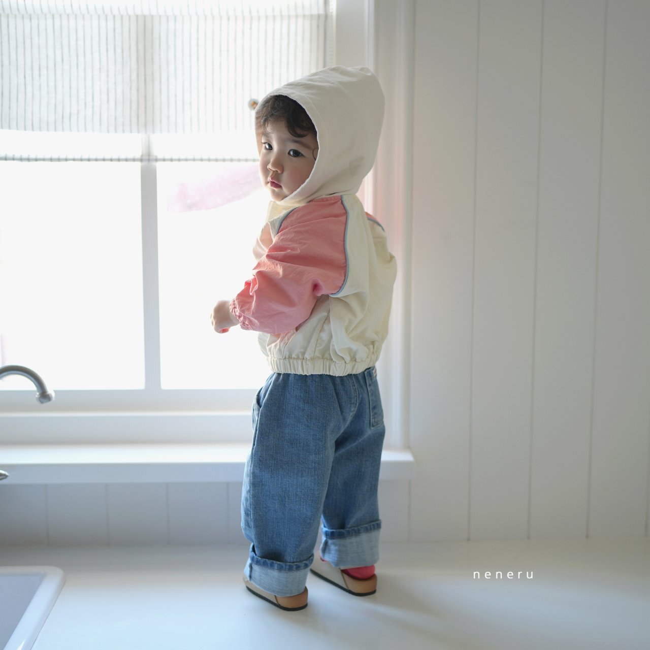 _iZKOW0.E1hkgLVxvNA_3