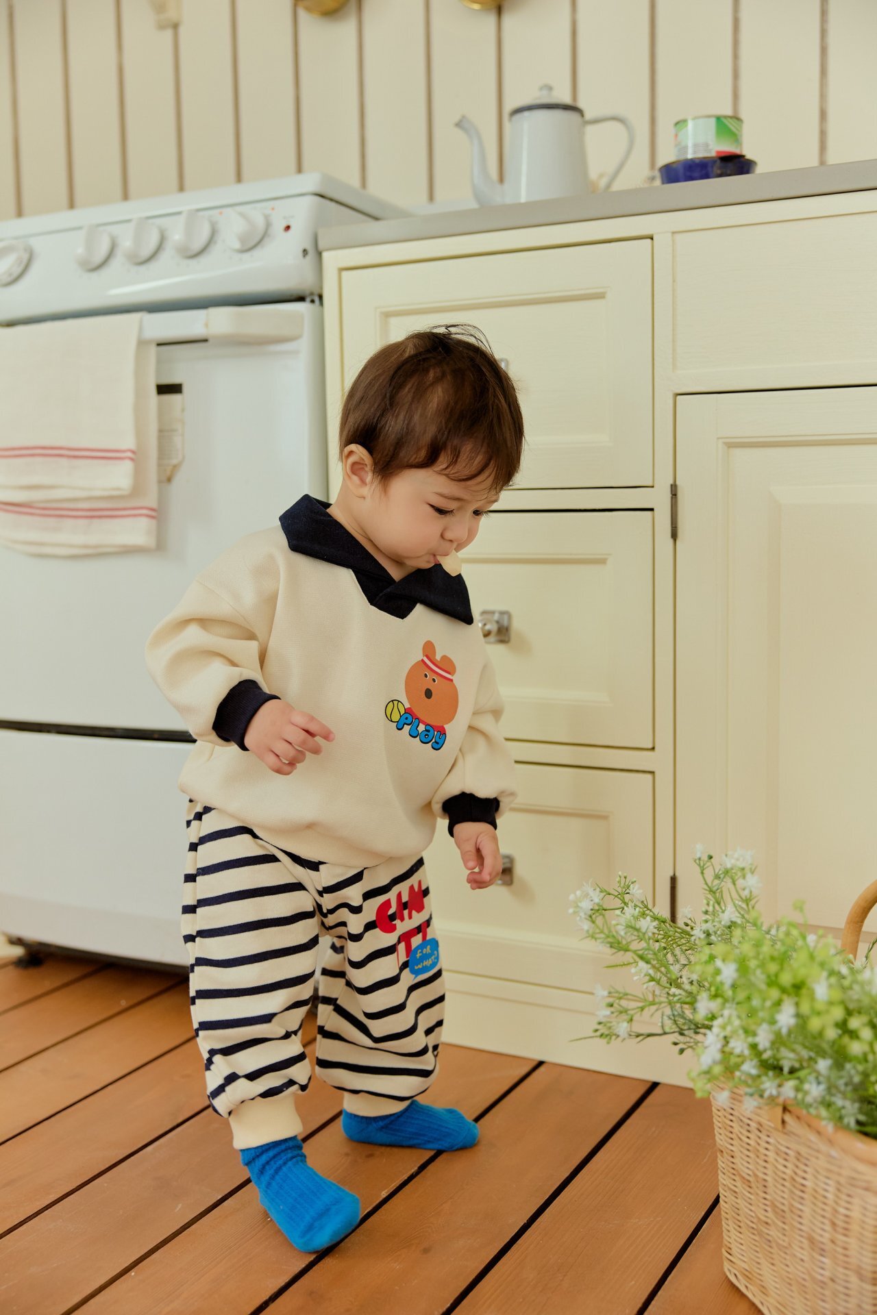 _3FDZW7.IJT5CRvlyna_8