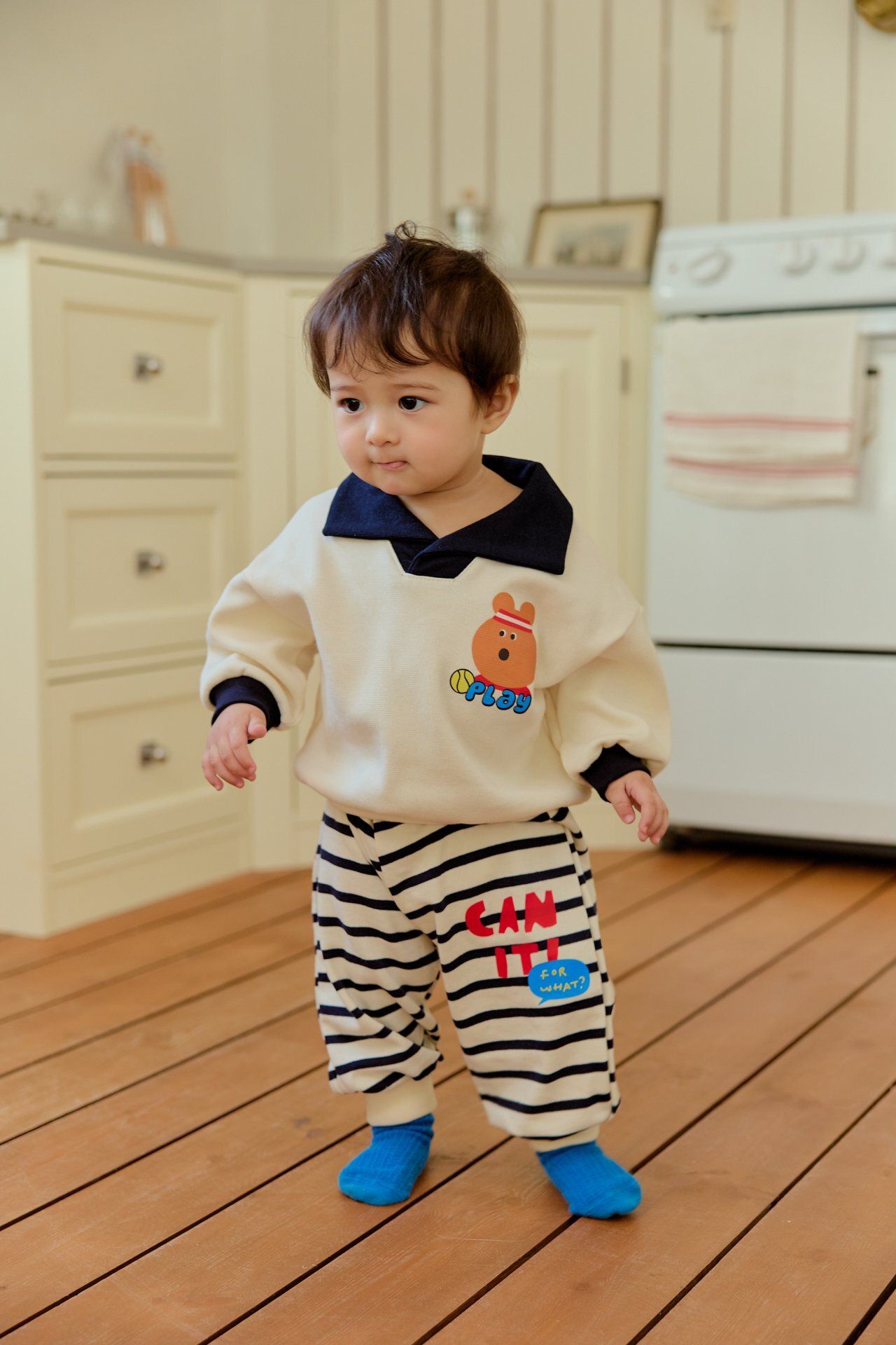 _3FDZW7.IJT5CRvlyna_1