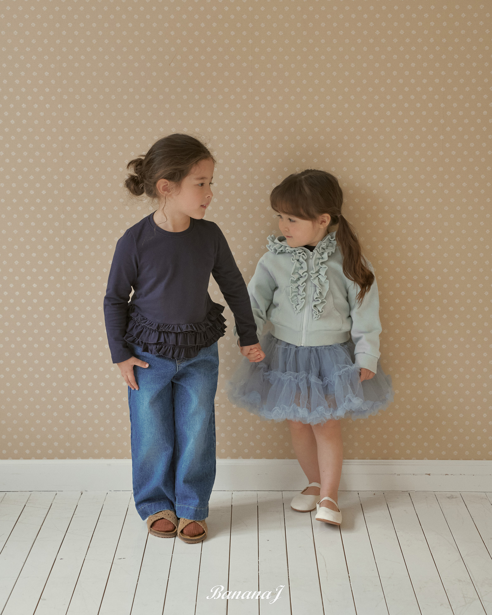 바나나제이2515