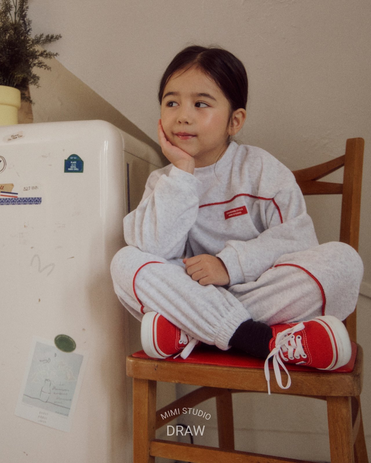 _4HR9D4.8XW9LLyq7m9_8