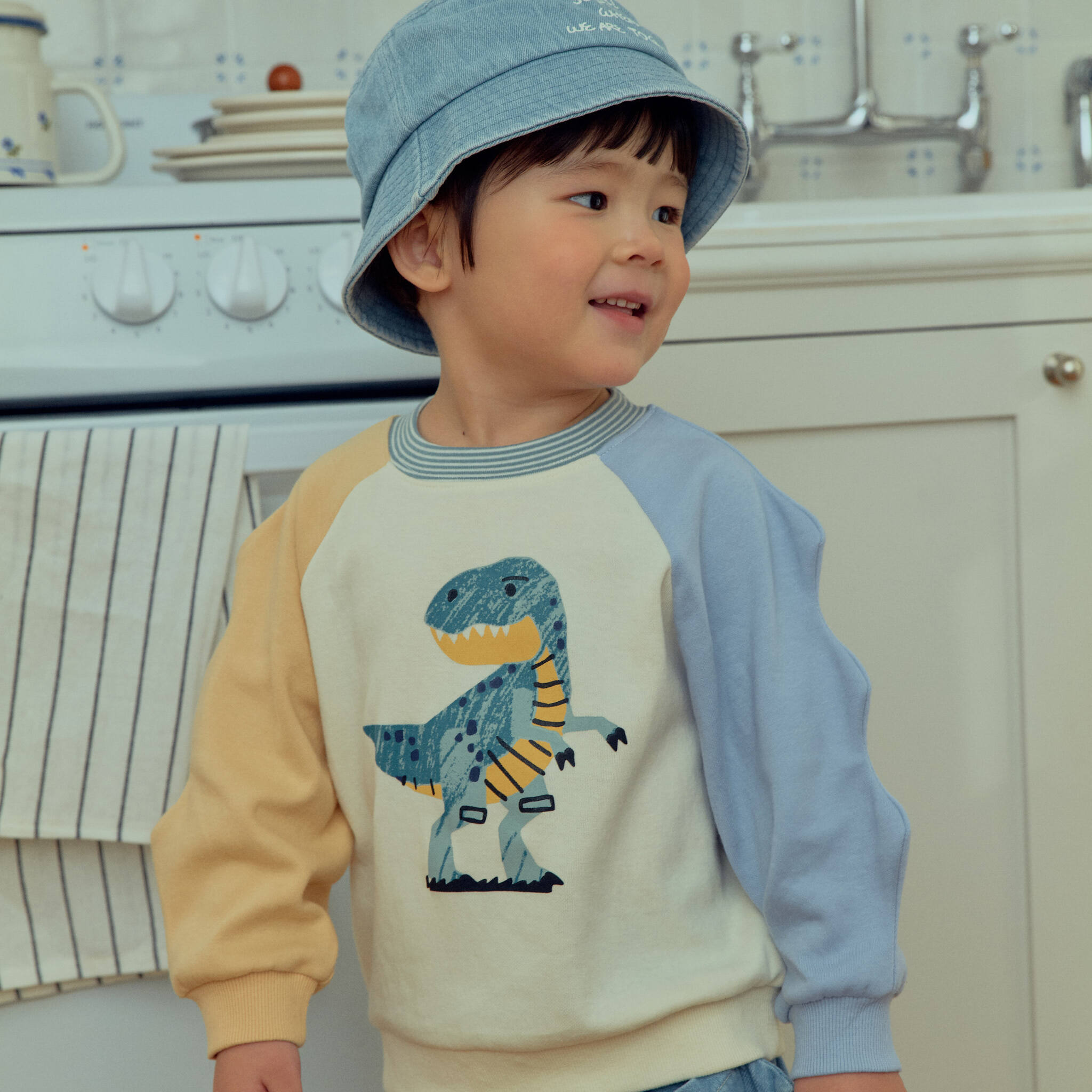 08. 공룡뿔맨투맨티 (02)