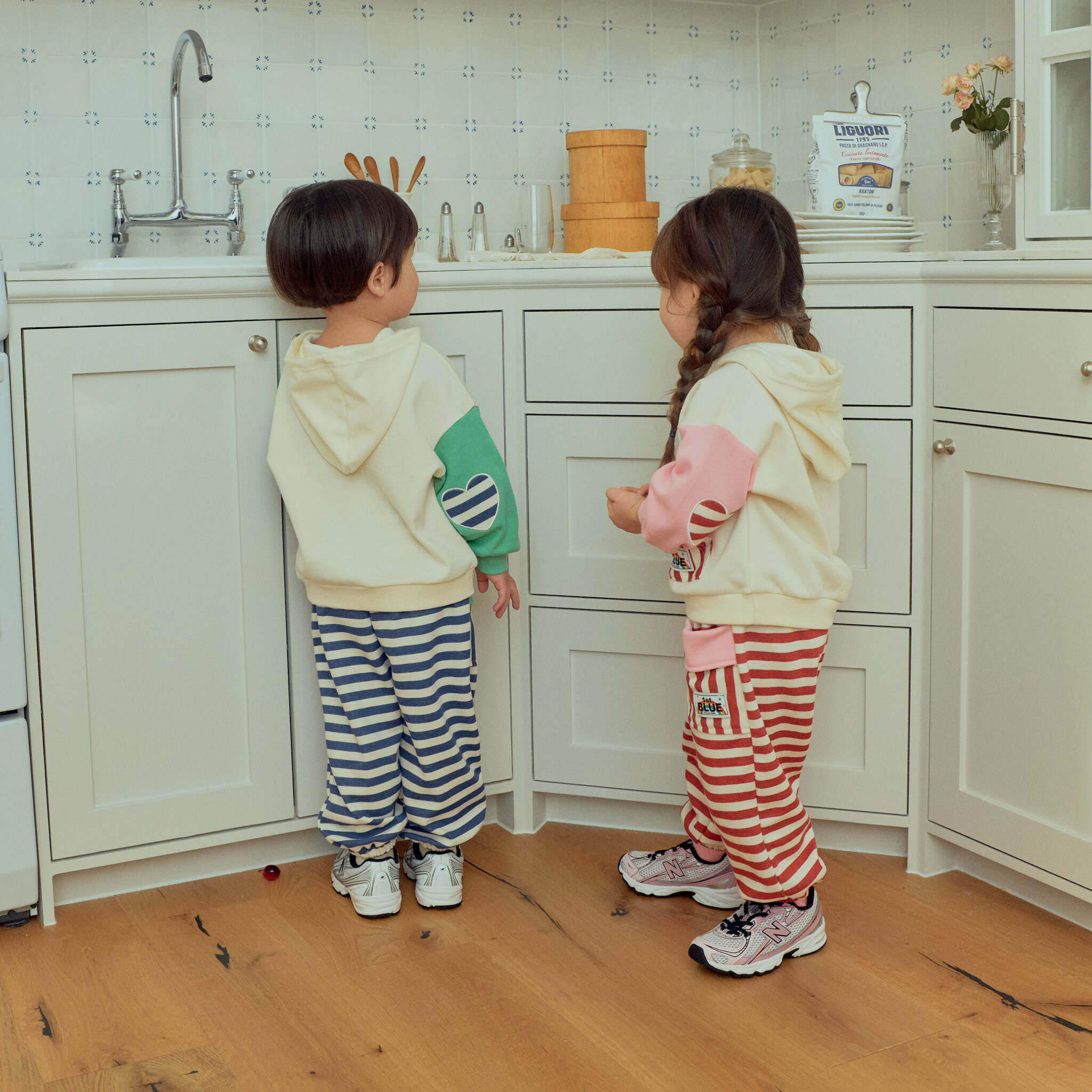 12. 팔레트후드티 (07)