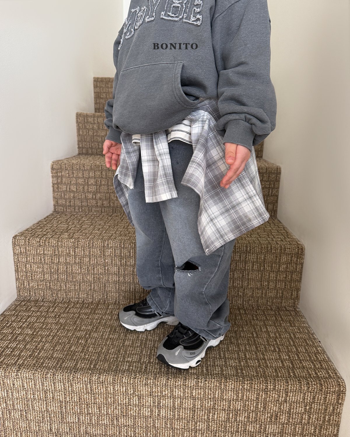 _C9IPd8.cR9vldf7sN0_1