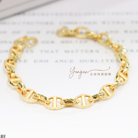 CE81F515-1420-4453-B881-AA66BAF5C5C1