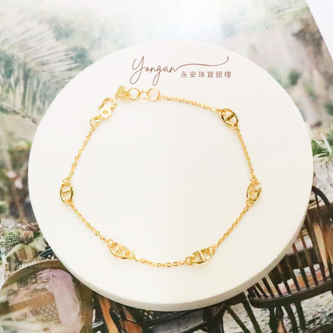 F1ABC04B-7971-4D74-AC4C-A77CC0EEF3E3