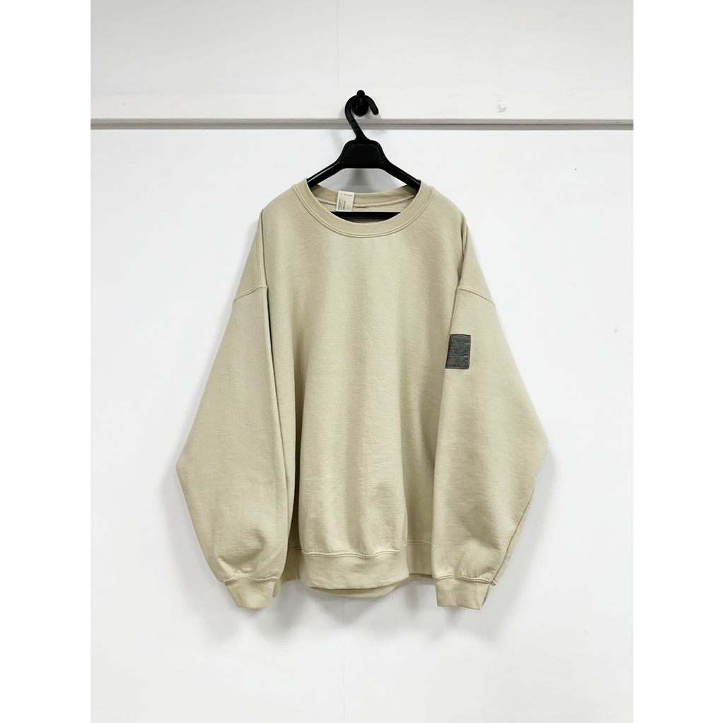 N.HOOLYWOOD 23AW CREWNECK SWEARTSHIRT 卡其色L號– Second Chance