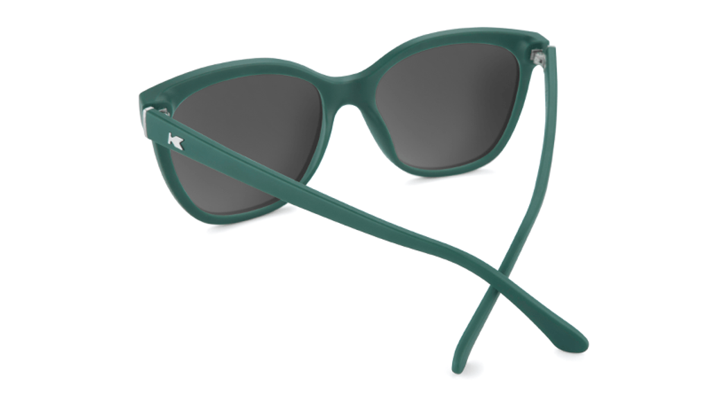 affordable-sunglasses-poison-ivy-deja-views-back_1424x1424.png