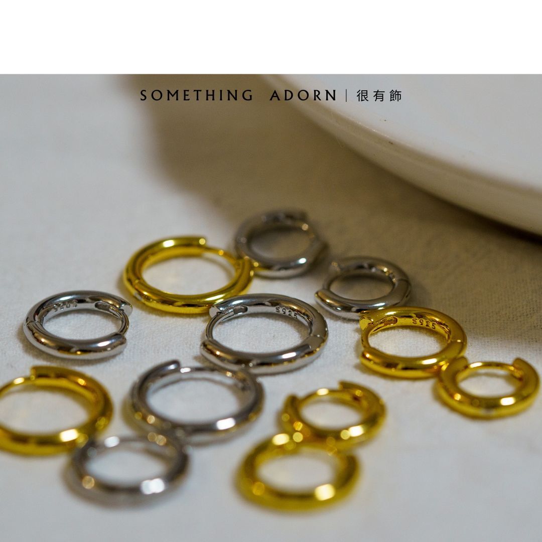 《如何用簡約耳圈，搭出上班、約會、休閒三種風格》
