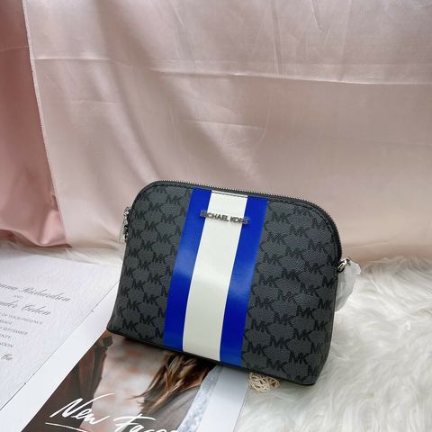 LINE_ALBUM_MK小側背包,無手提_221007_100