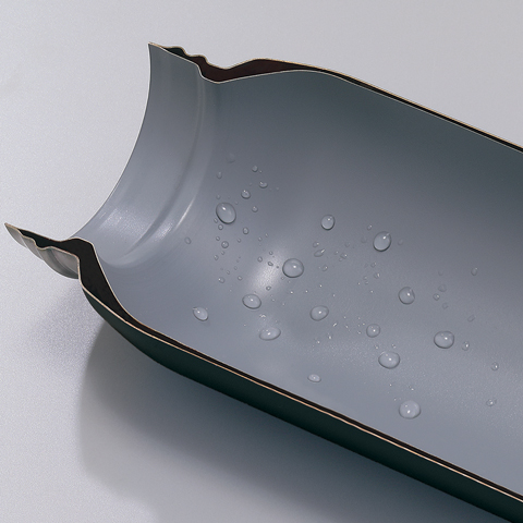 Easy-to-clean nonstick coated interior resists odor and stain