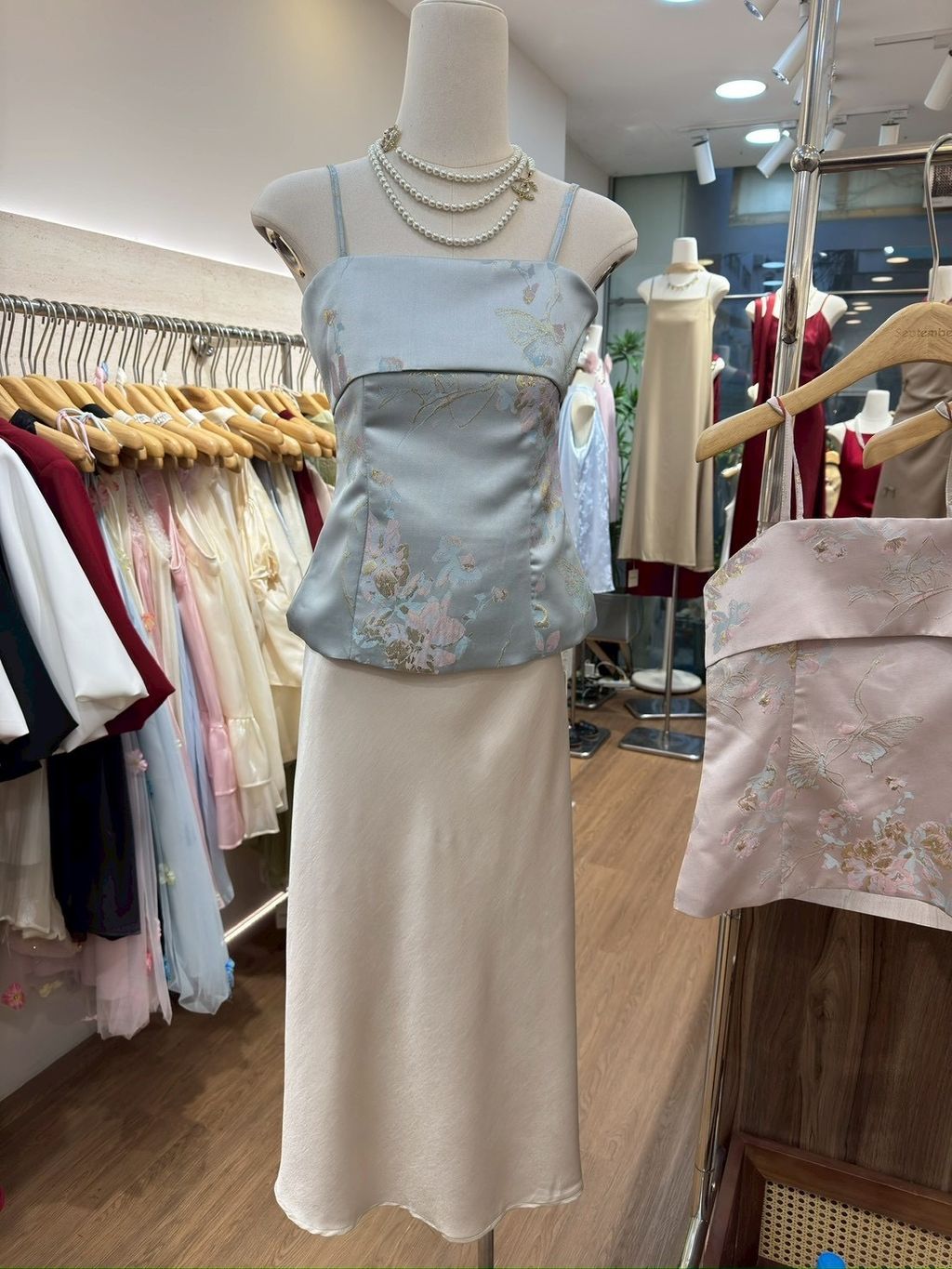 image_E6C17D3D-1B8D-4B1C-8A32-881D2E8C7653_1764869280