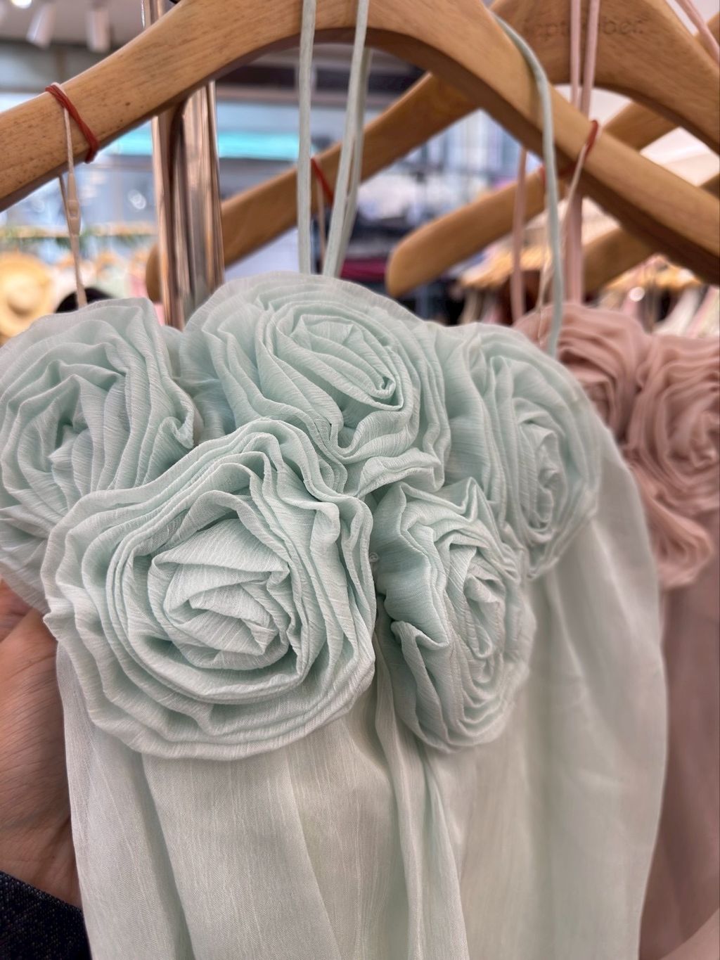 image_E266DB92-D748-4FD5-8400-4B9D0EC3BB82_1764870873