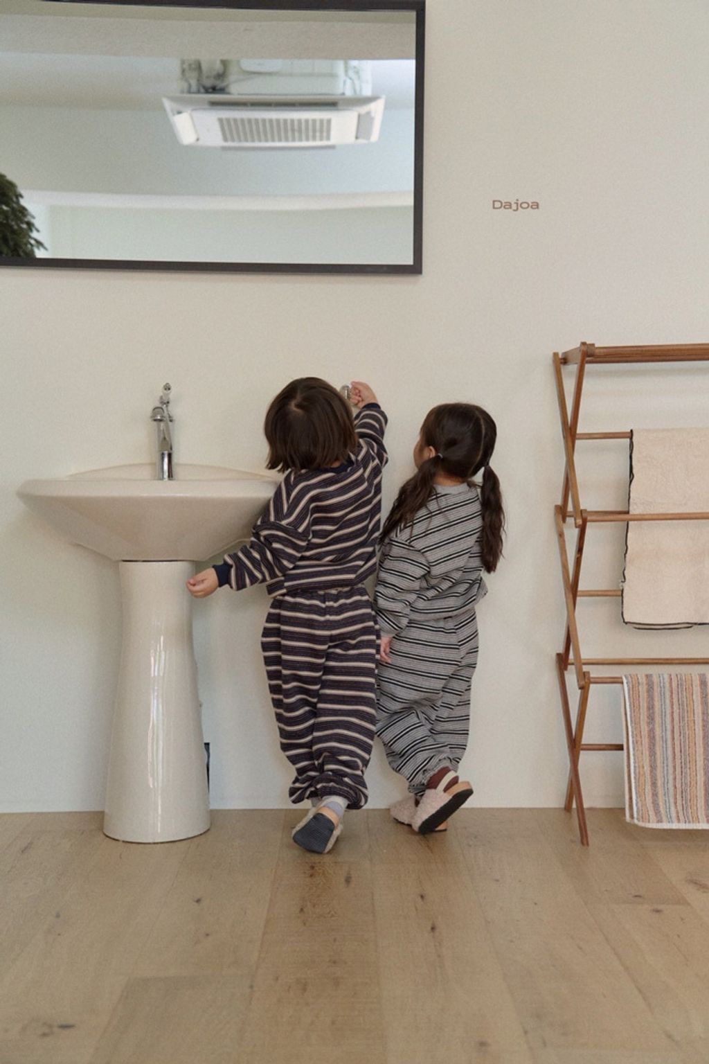 image_0FBB9A5F-0B26-4C7F-A44A-F6C0E19E4321_1764235240