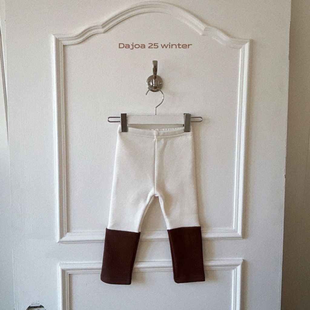 image_4AD626AA-06BF-469E-83BE-929DC9AEC64F_1764259048