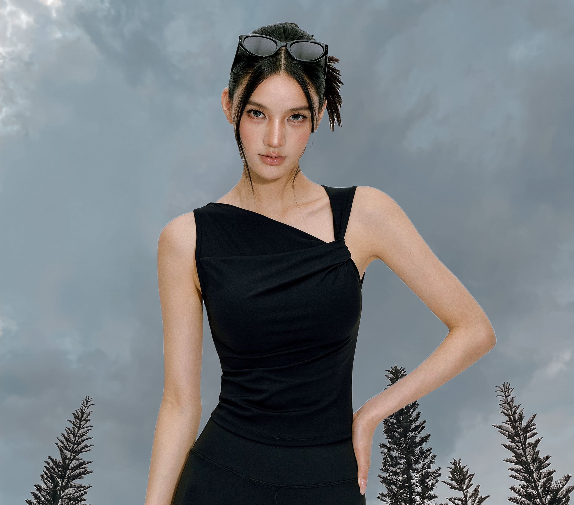 Seline Longline Padded - Black (1)