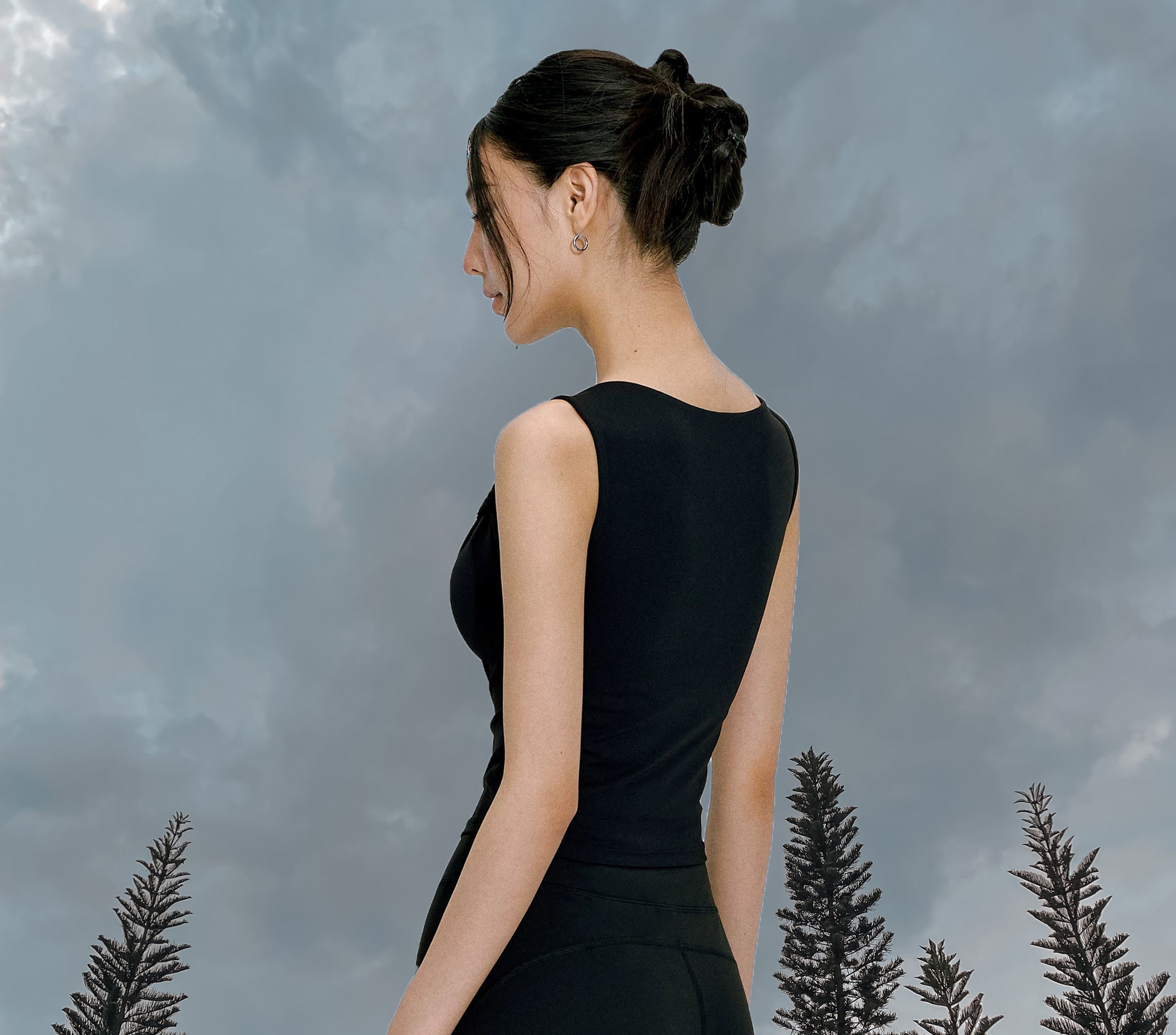 Seline Longline Padded - Black (Back)