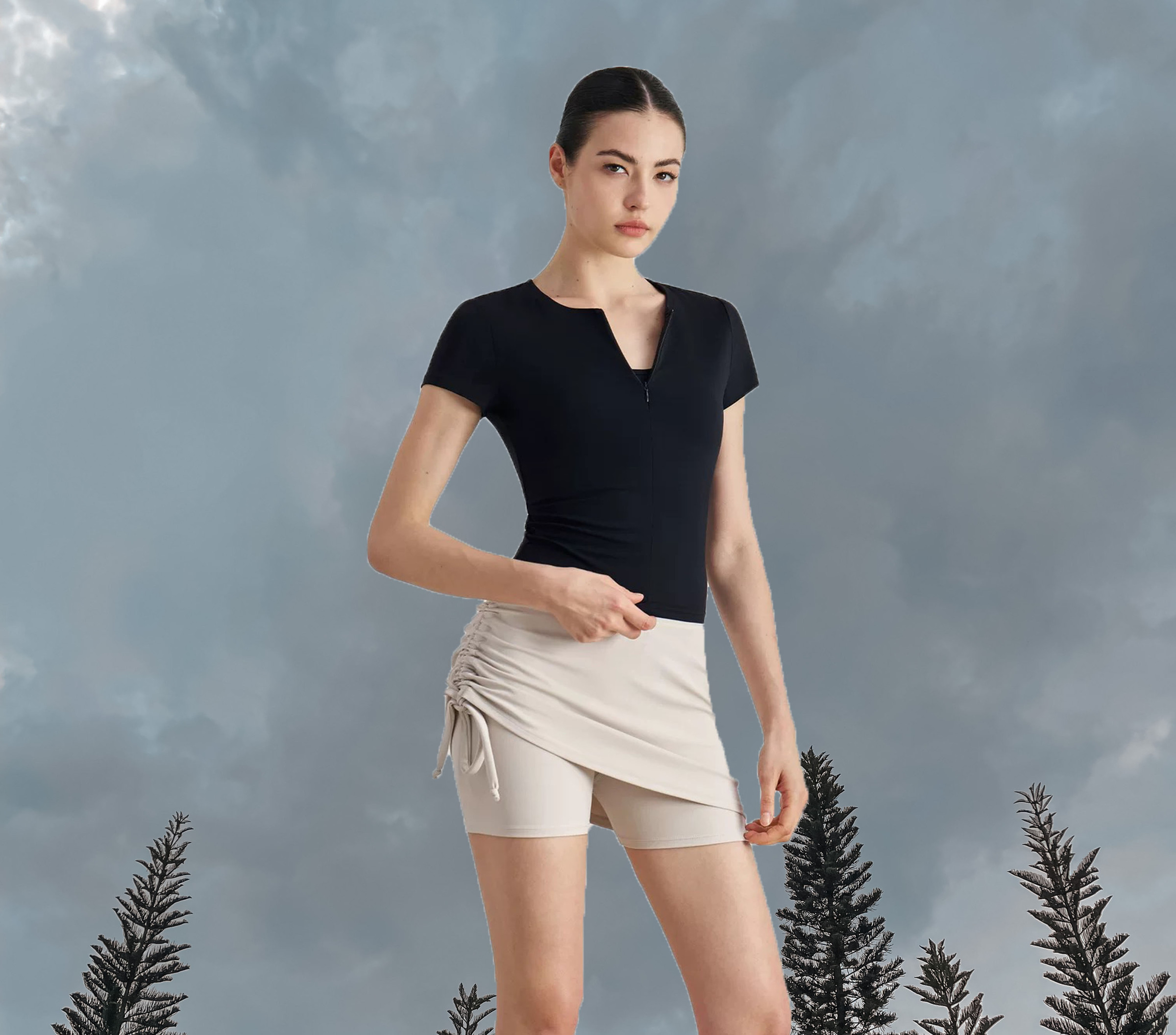 Basic Zip Top Black (Front)