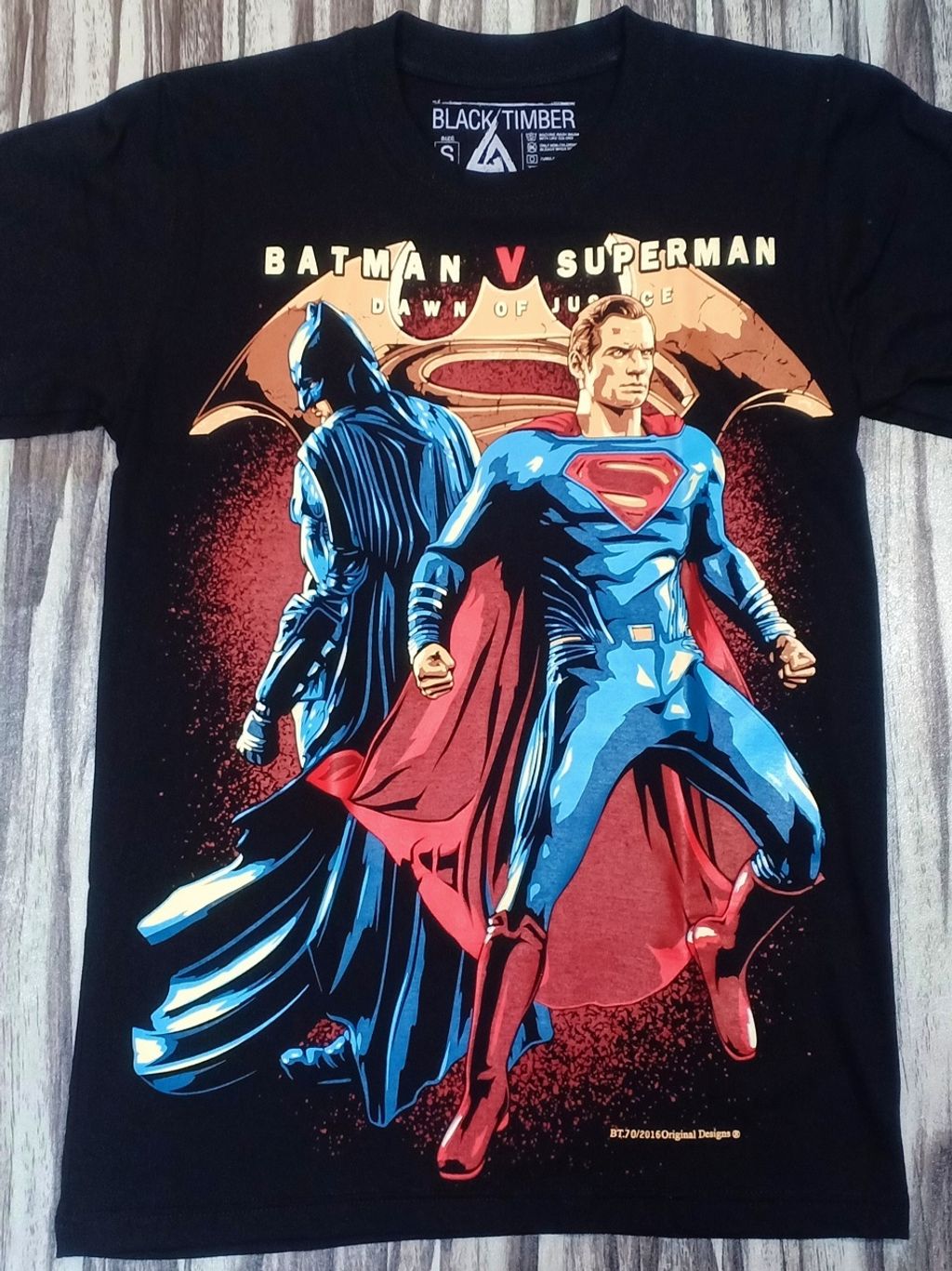 BT70 BATMAN VS SUPERMAN DAWN OF JUSTICE DC COMIC HERO VINTAGE COLLECTION  ORIGINAL BLACK TIMBER COTTON T-SHIRT – BLACK TIMBER NEW TYPE SYSTEM MOAI  SPEED PREMIUM GRADE HIGH QUALITY SILK SCREEN COLLECTABLE