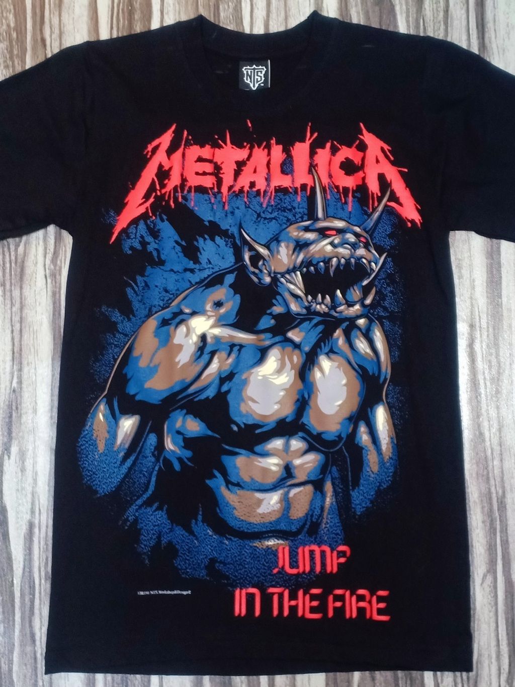 13R191 METALLICA HEAVY METAL ROCK BAND JUMP IN THE FIRE ALBUM COVER NTS  ORIGINAL NEW TYPE SYSTEM COTTON T-SHIRT – PREMIUM GRADE BLACK TIMBER NEW  TYPE SYSTEM MOAI SPEED HIGH QUALITY SILK