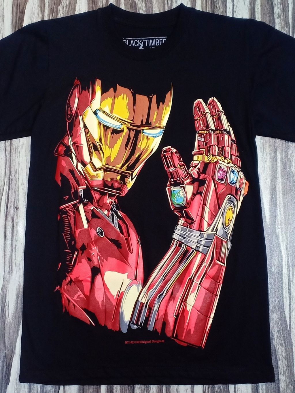 BT142 IRON MAN END MOAI NEW SCREEN SCREEN QUALITY SPEED SYSTEM QUALITY PREMIUM GAME GAUNTLET SILK UNIVERSE – TIMBER MARVEL T-SHIRT NANO BLACK SILK BLACK TYPE HIGH HIGH COTTON GRADE COLLECTABLE TIMBER
