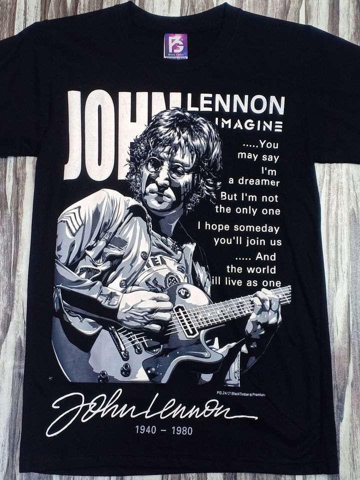 PG24 JOHN LENNON THE BEATLES-1