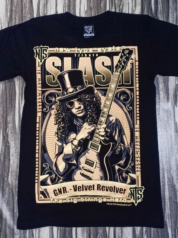13R146 SLASH GNR VELVET REVOLVER 1 1200