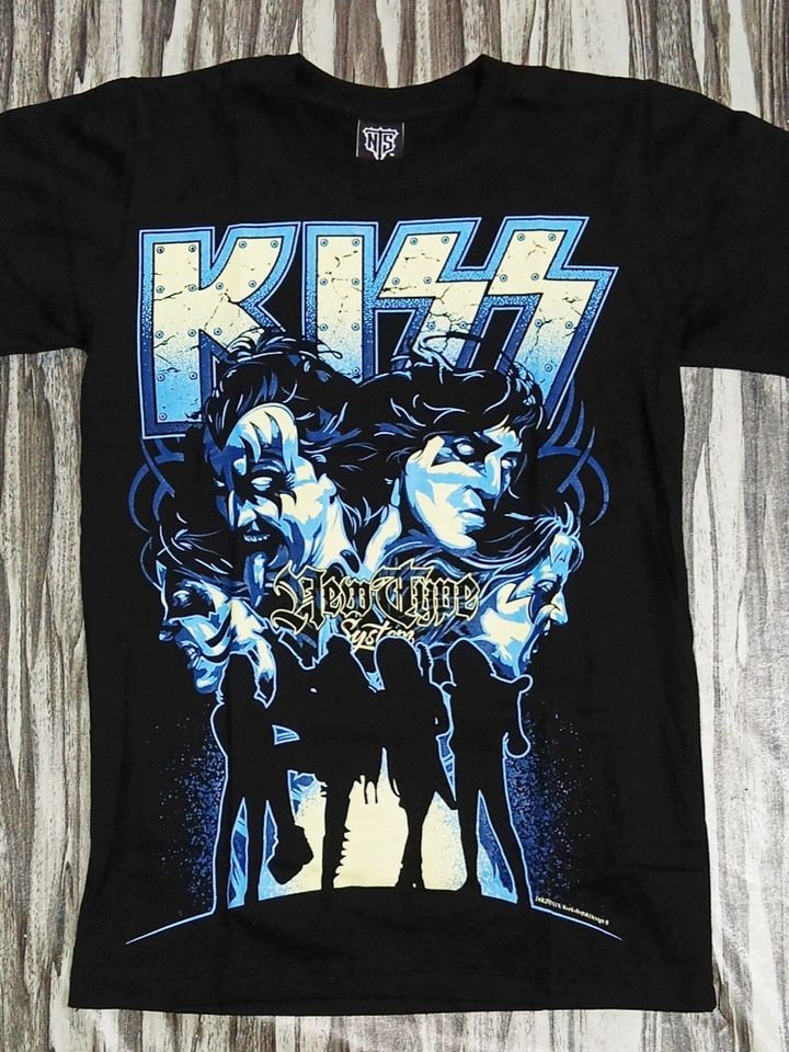 R202 KISS CHRISTINE SIXTEEN 1 1200 PSE 1