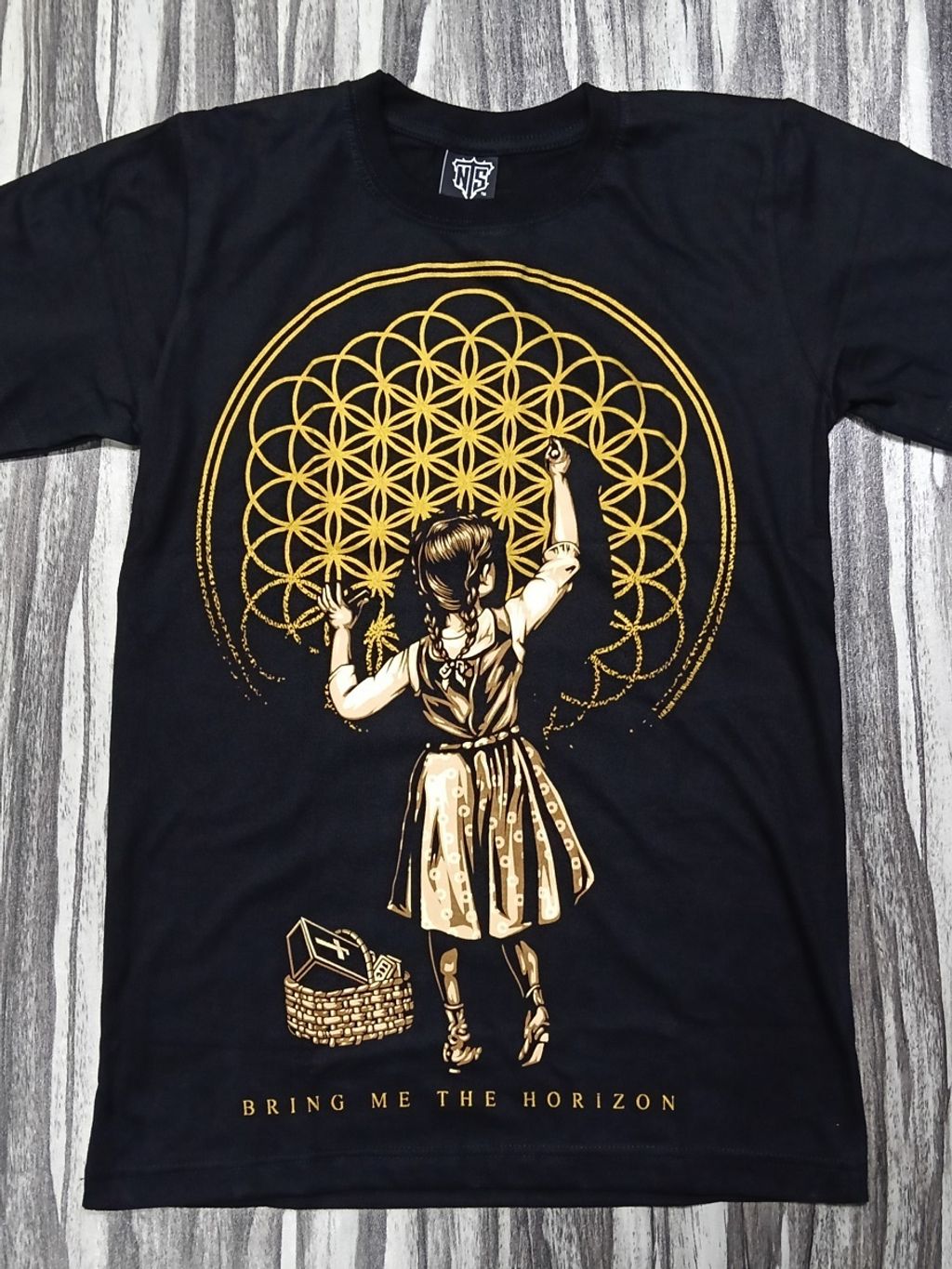 NTS208 BRING ME THE HORIZON BMTH JPEG 1200 1