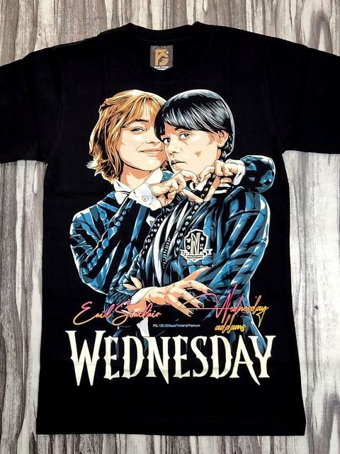 PG135 WEDNESDAY ADDAMS 1