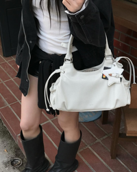 051dad2c-43bd-4730-9cff-ee8e0938a095