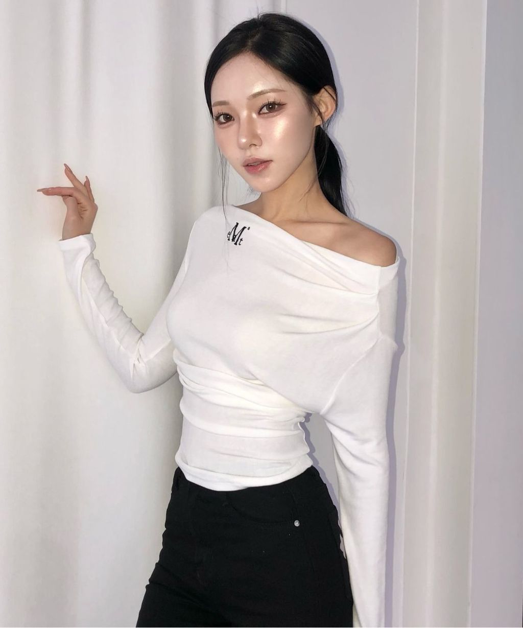 1cb0a74e508941bb9c10a28132c5cdea