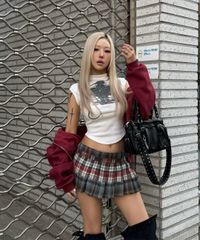 e18270f8a8334d6ea67455b3a961f580