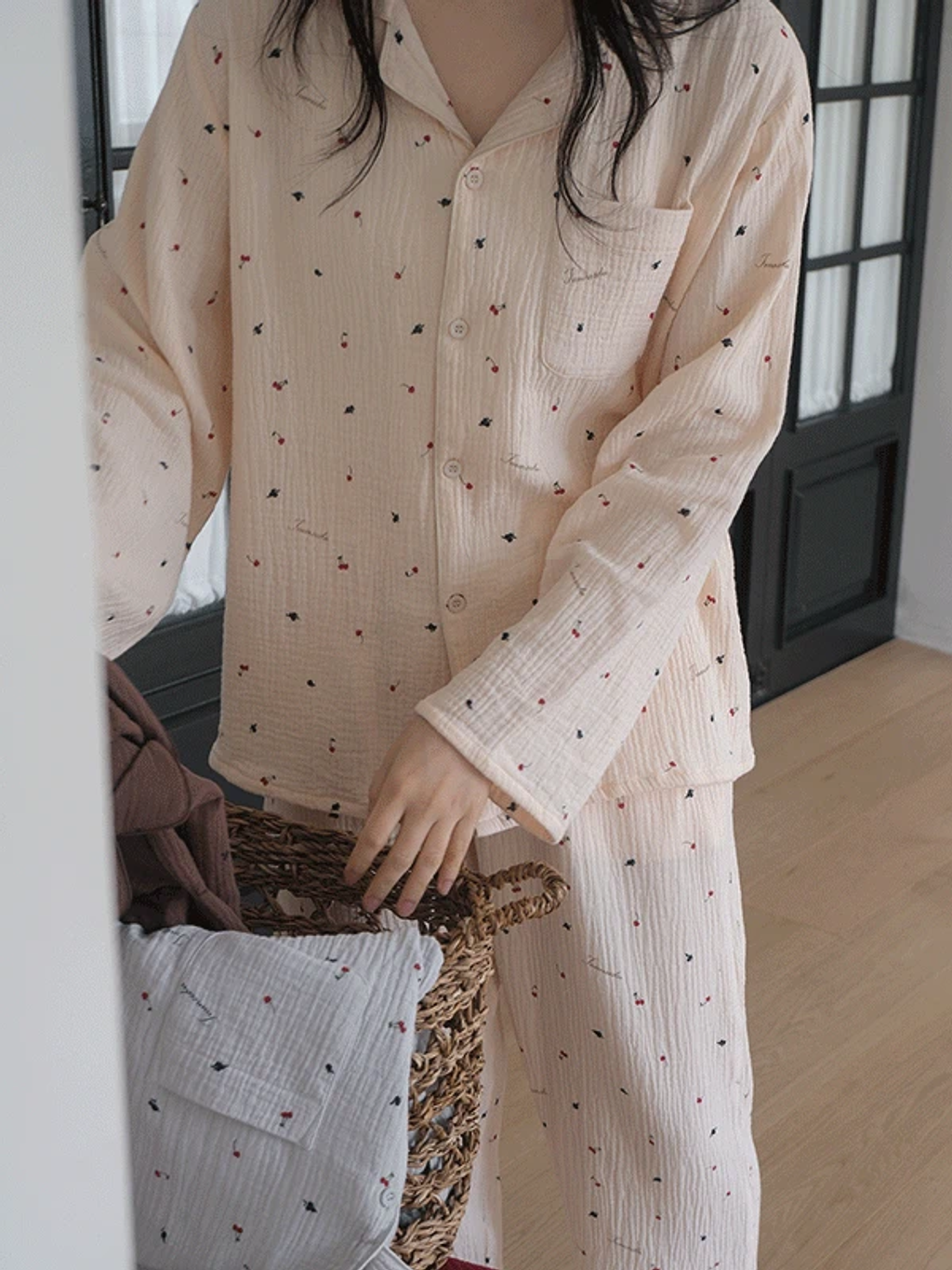 cherry_pajama_frame_3