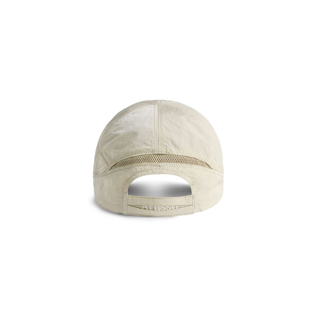 66000094_03_Pintuck-Cap-BG_product_back