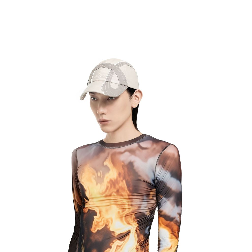 66500042_66000089_04_Tracker%20Cap%20IV(LT)_model_front_v1