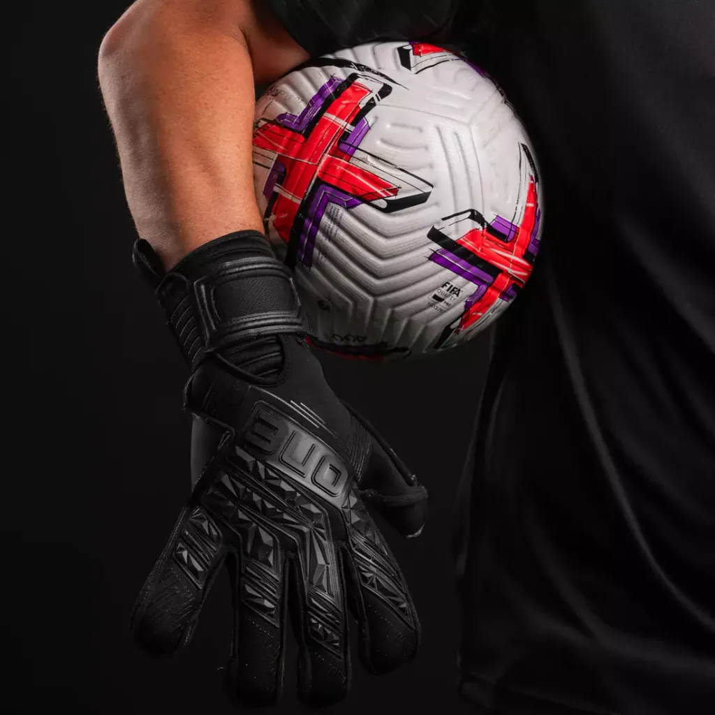 APEX-Void-Goalkeeper-Gloves-23_1100x