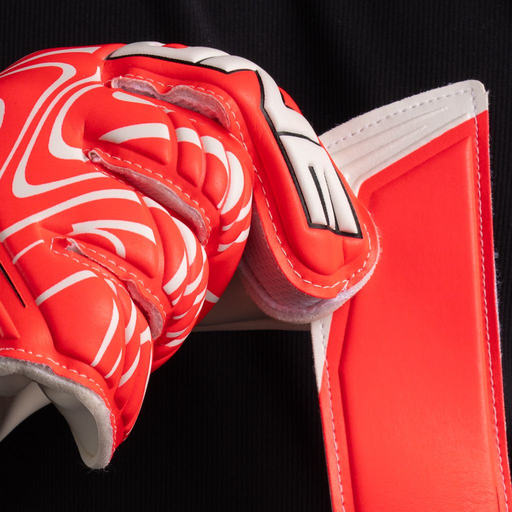 One_Glove_NXT_Origin_Doubters_Flat_Palm_Goalkeeper_Gloves_6