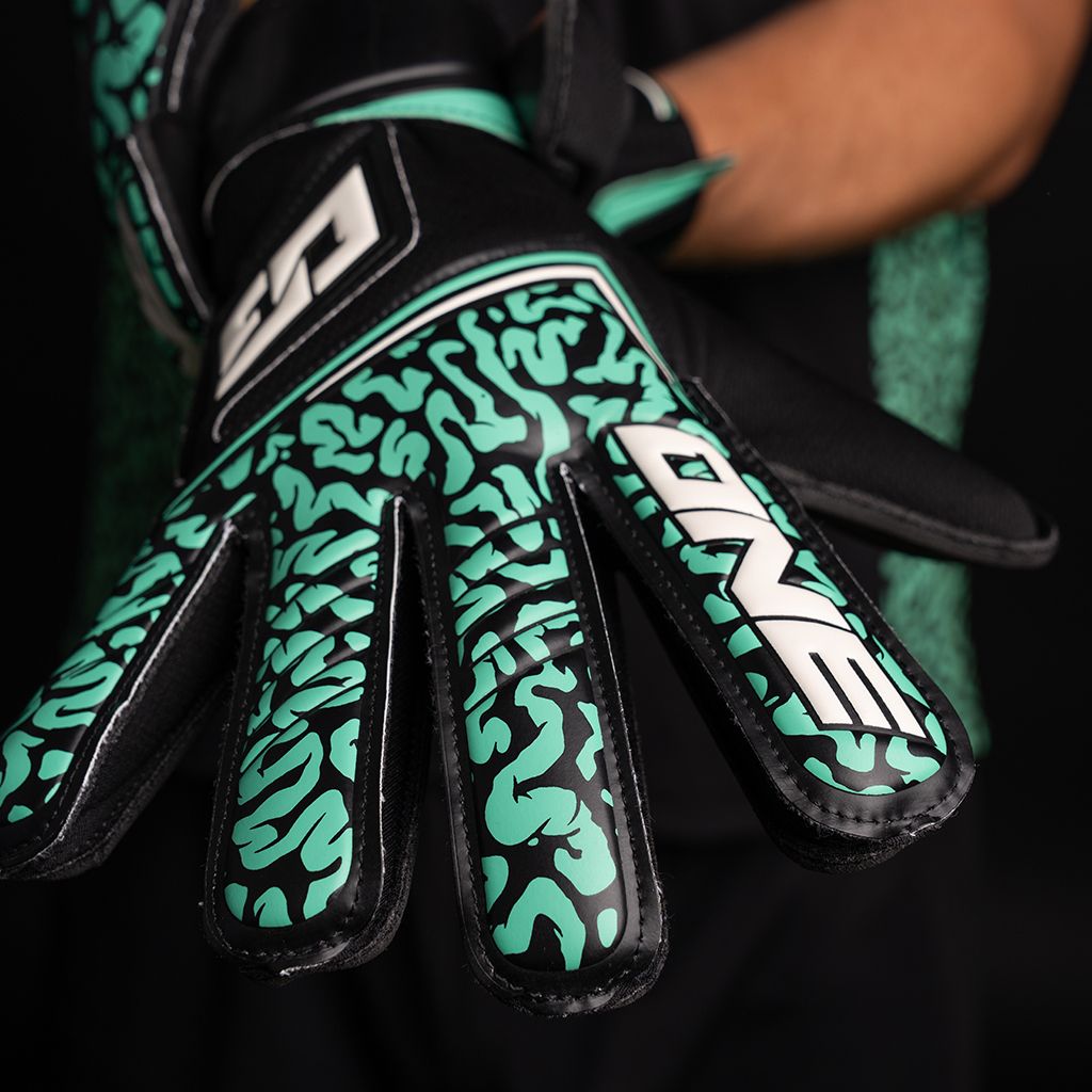 One_Glove_NXT_Origin_Mentality_Monster_Goalkeeper_14
