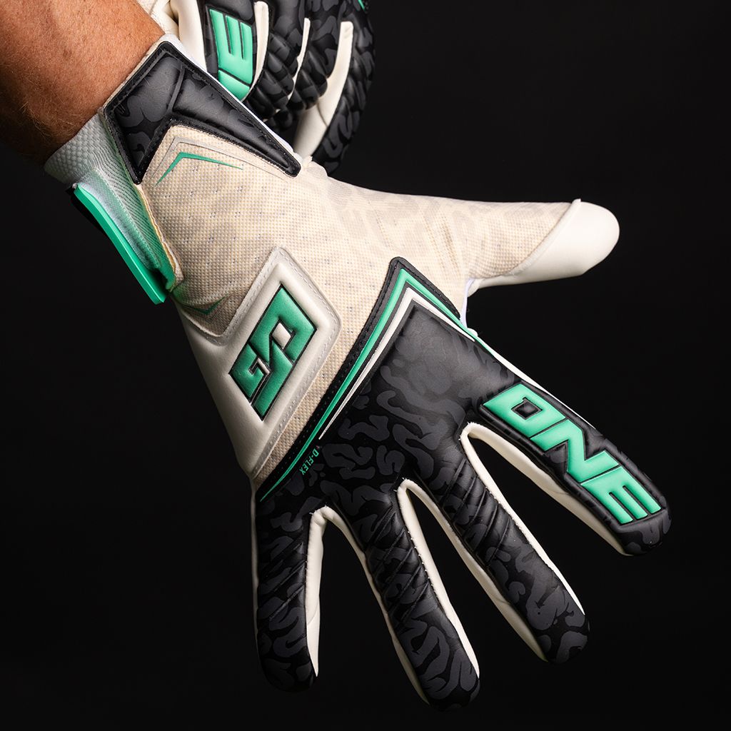 One_Glove_NXT_Pro_Mentality_Monster_SL_9