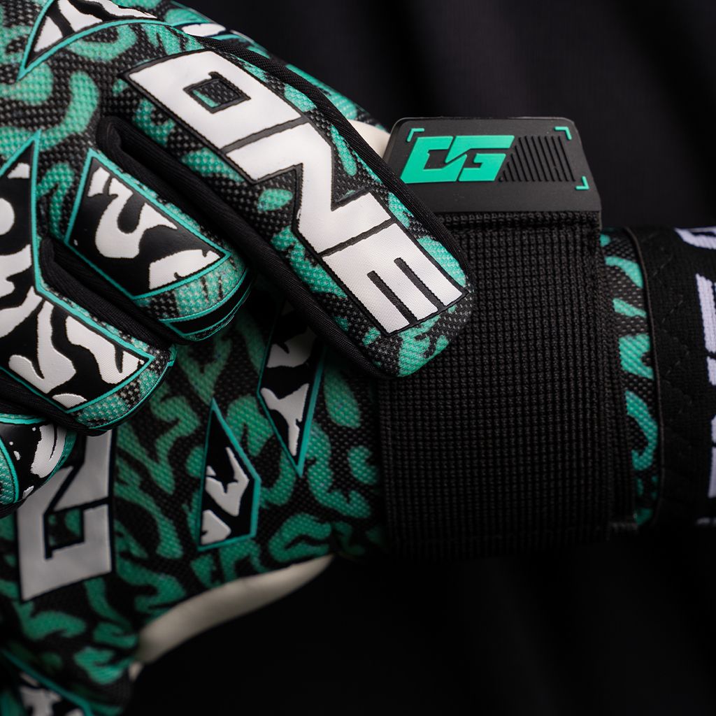 One_Glove_OG1_Mentality_Monster_NGT_Goalkeeper_Gloves_6