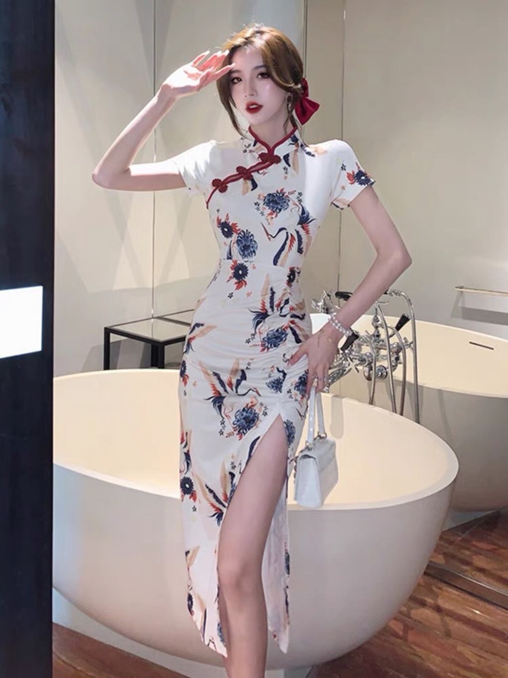 FFAD7DB8-E165-406C-8A21-148CF035F5D3