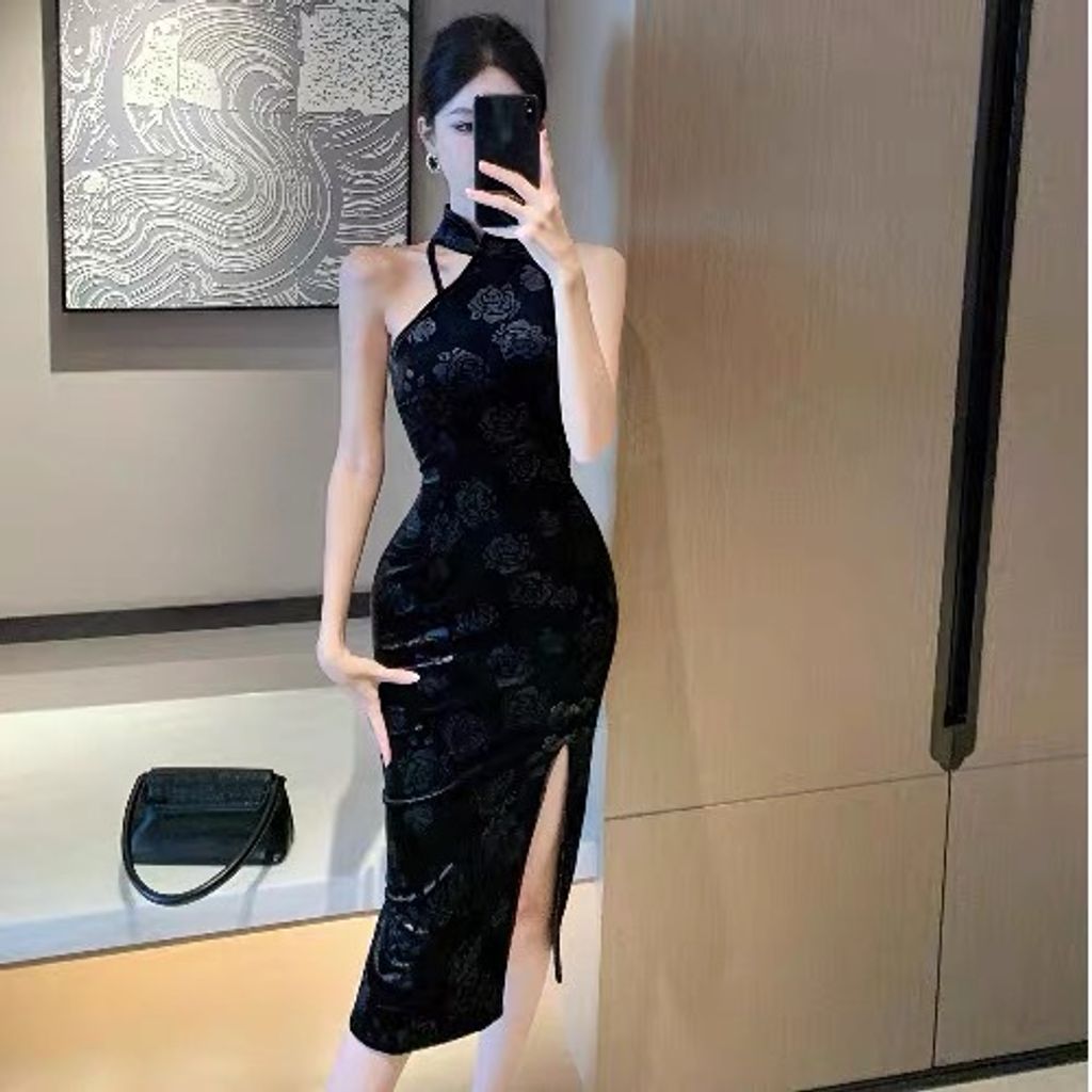 ECA05F7B-3C70-4CEC-8540-90E5F335ACF5