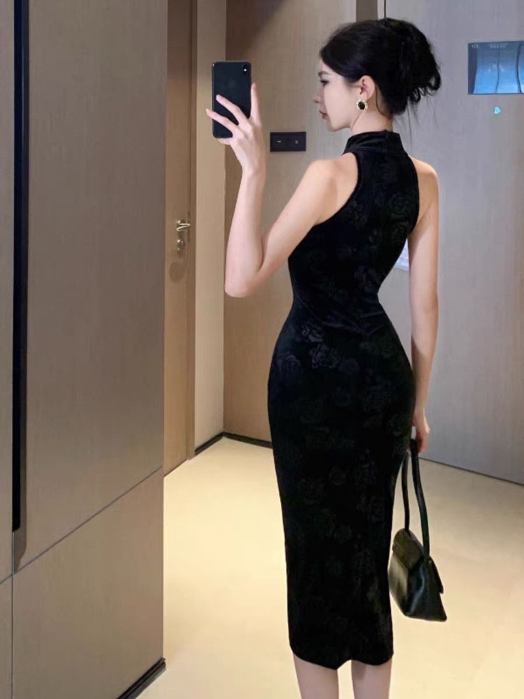 7D2FE32C-8A44-4D5F-943E-E154D26010BA