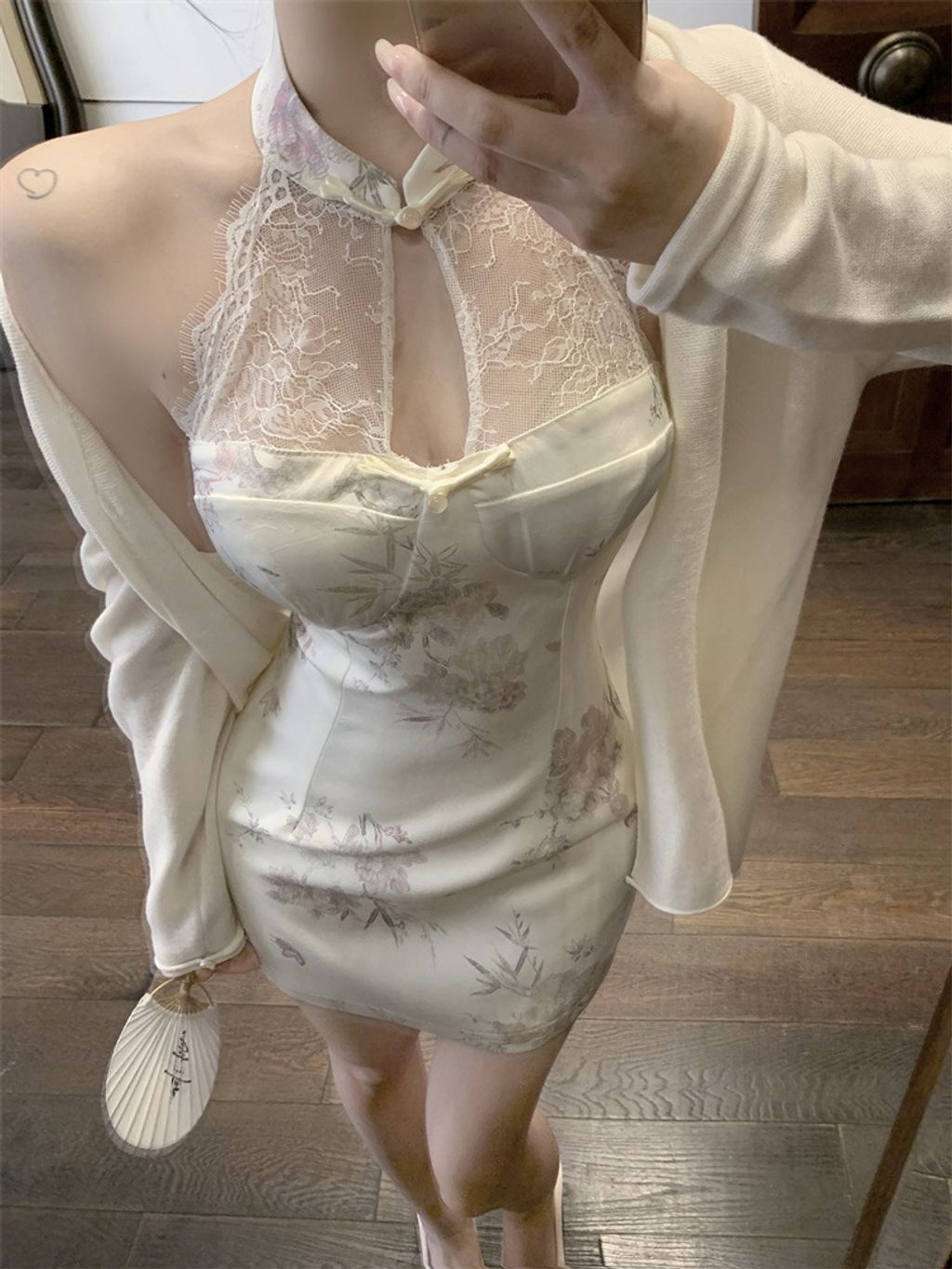 B4729B7D-4227-4370-9252-AC1410C2097D