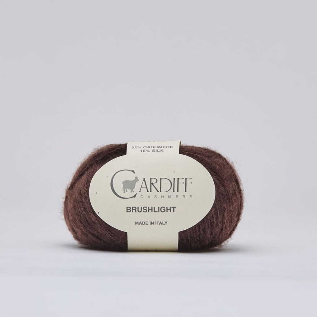 BRUSHLIGHT_186_CACAO_26913_b487fb4a-e432-4f11-ae4c-9336dc1c8c31